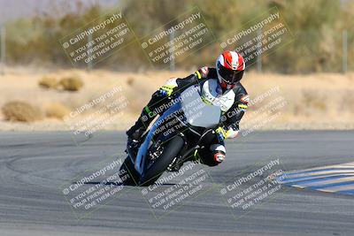 media/Jan-09-2022-SoCal Trackdays (Sun) [[2b1fec8404]]/Turn 6 (1035am)/